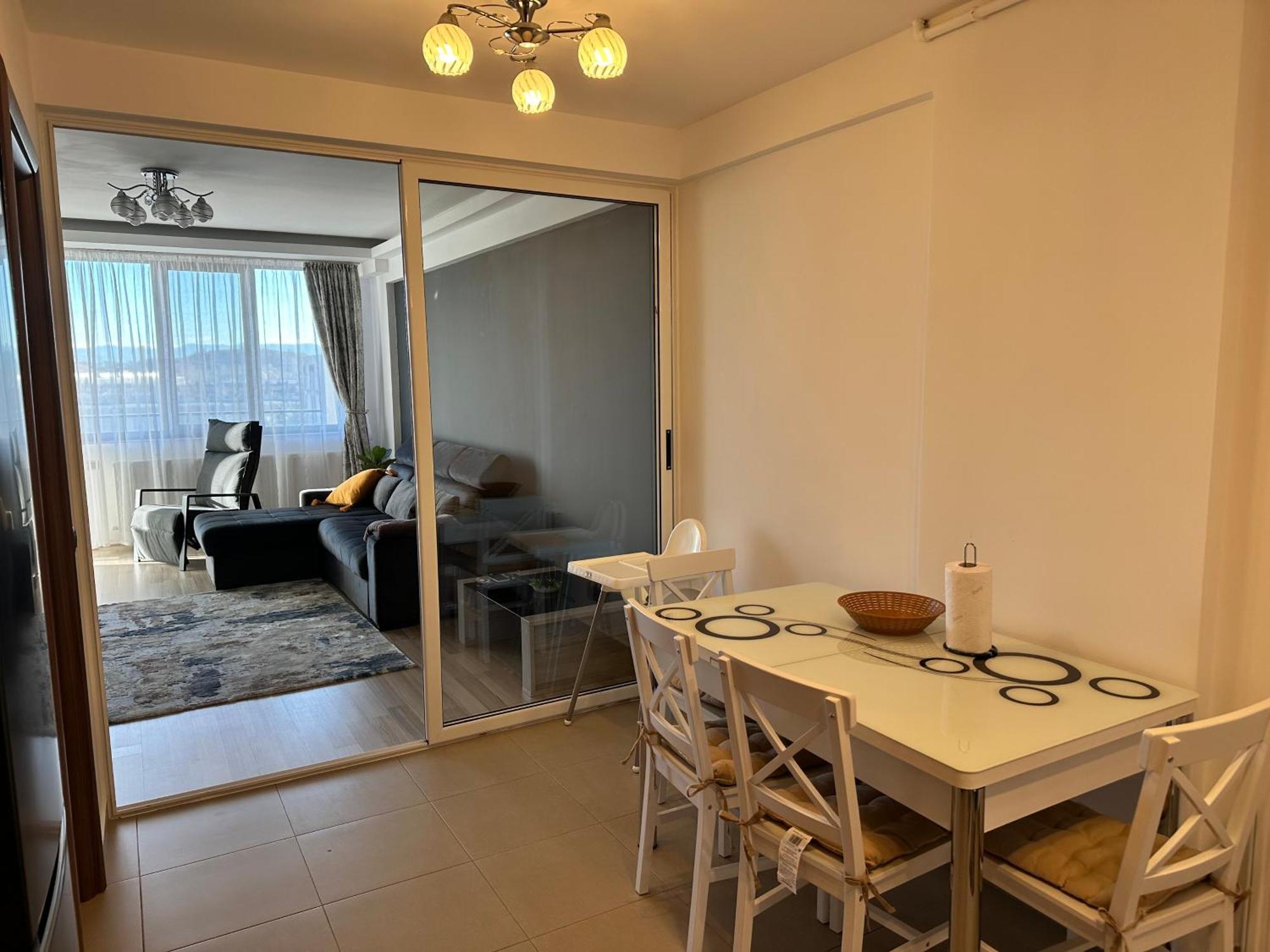 Lucky Apartment Braşov Buitenkant foto